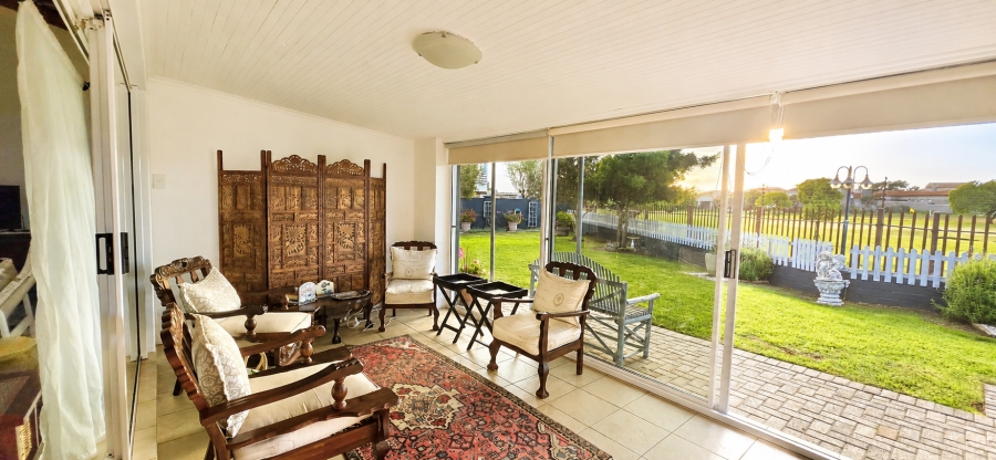 4 Bedroom Property for Sale in Country Club Western Cape